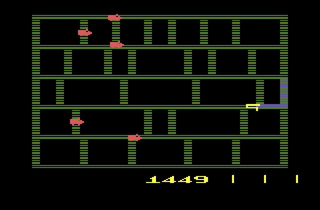 Ou um pintor (desaparecido), rolo de pintor pintando o asfalto e fugindo de porcos?