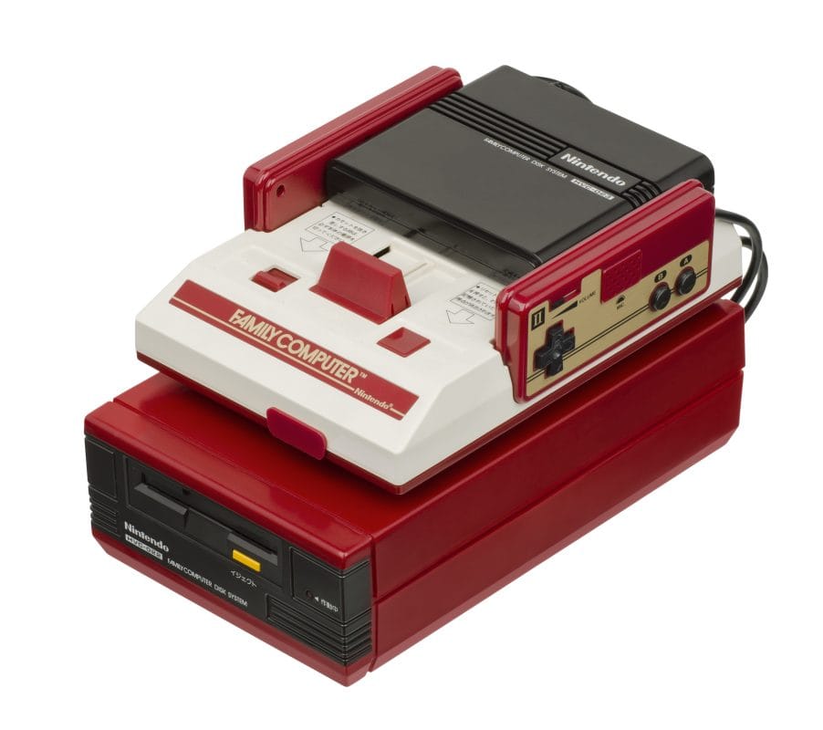 Olha ai o "brinquedão" que fez a alegria só da galerinha gamer oriental.