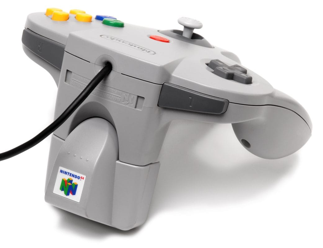 Tremedeira? Antes do DualShock a Sony já havia popularizado a vibração com o seu Rumble Pak