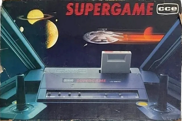 Joguei Pac-Man neste clone Brasileiro, ganhamos de natal de 1984 o console, que vinha somente com o cartucho do Pac-Man. Boas memórias!